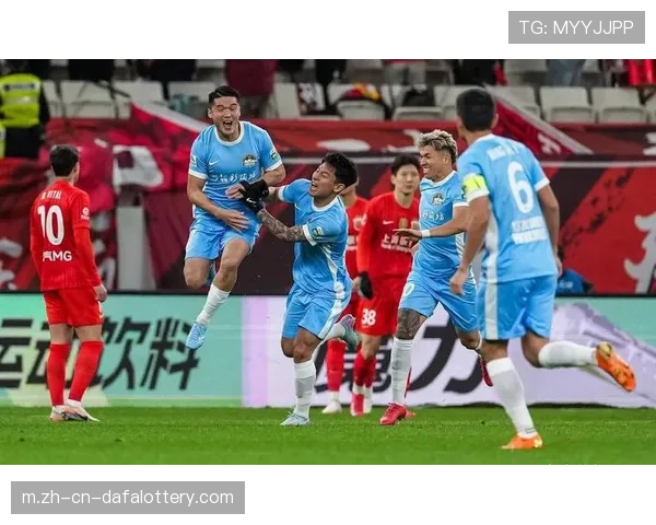 河南队客场爆冷击败海港 钟义浩迈达纳闪电两球建功 河南队客场爆冷击败海港 钟义浩迈达纳闪电两球建功